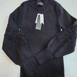 Truth Black Crew & Scoop Necks Sweater